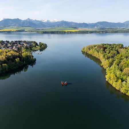 Aquachill Houseboat & Wellness Hotel Liptovsky Trnovec Bagian luar foto